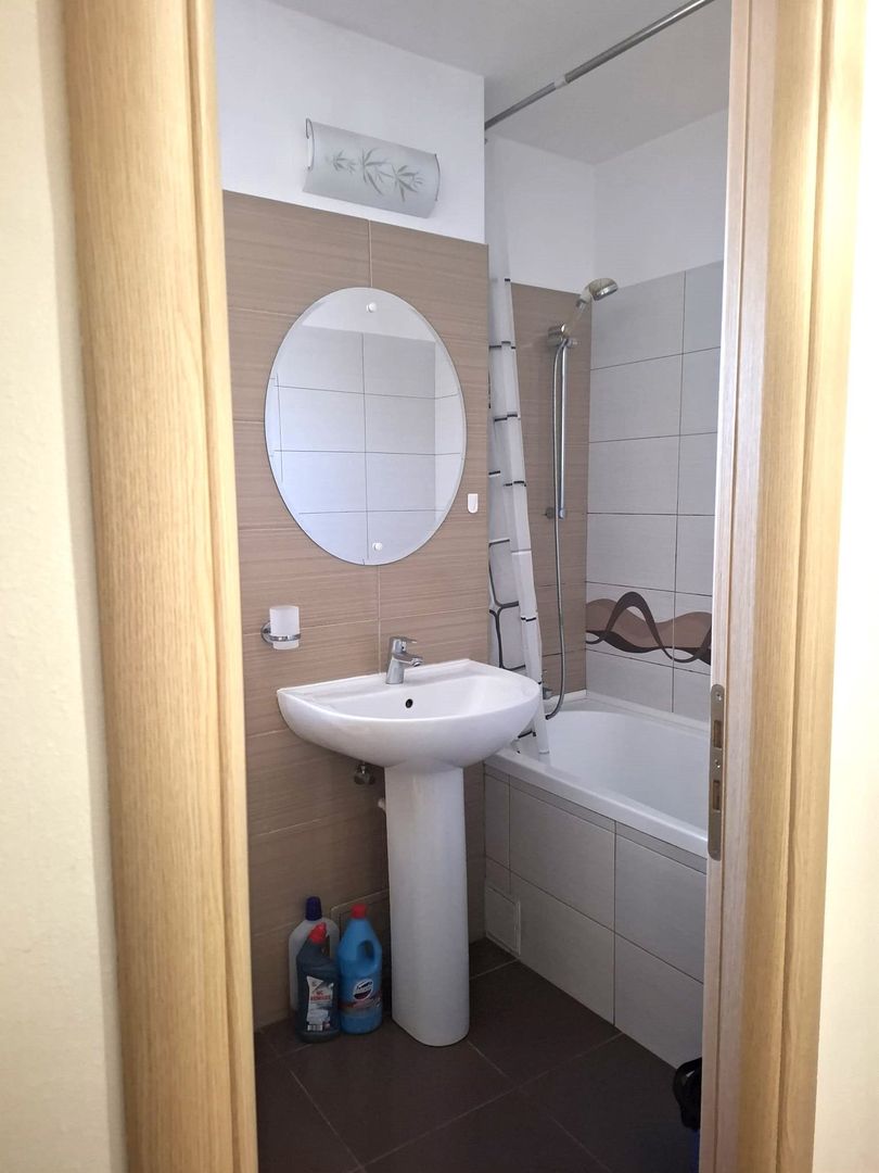 Garsoniera Mall Vitan - Poză 1