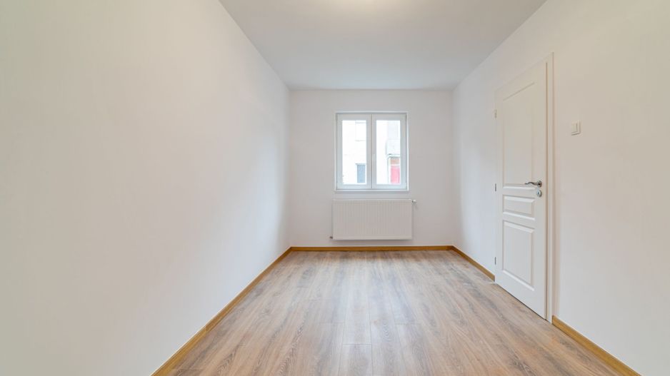 REZERVAT! Apartament recent renovat, Aradul Nou, zona Gării - Poză 2
