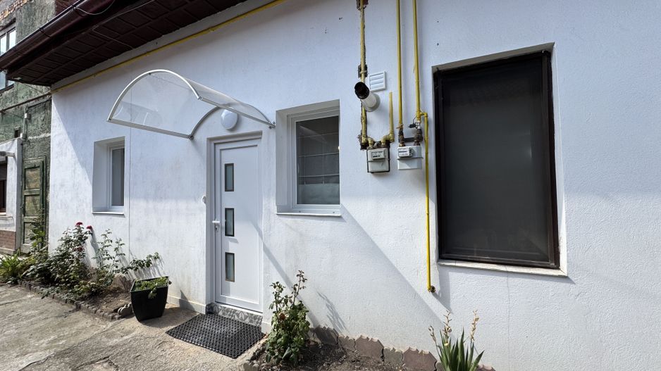 Apartament cu 2 camere la casa in Blumana, str De Mijloc - Poză 21