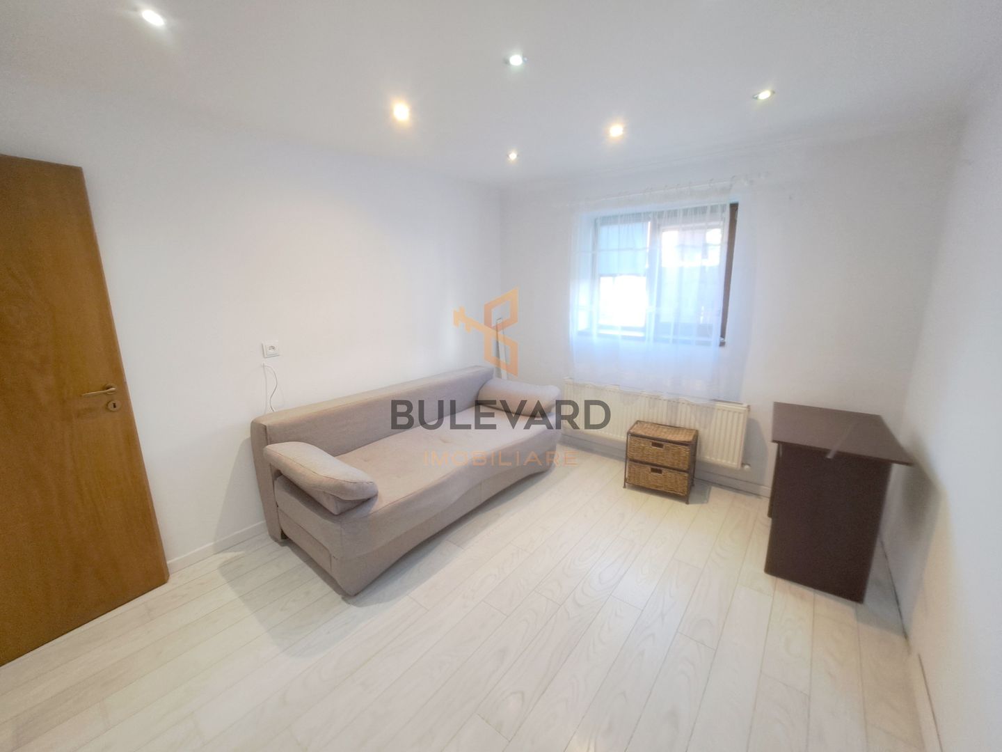 Apartament la casa, acces curte, cartier Zorilor. - Poză 4