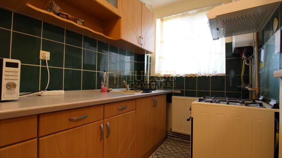 Piata 700, 2 camere, centrala proprie - Poză 4