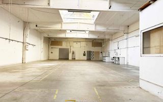 Hală industrială 431 mp de închiriat – central Arad, acces TIR - Poză 5