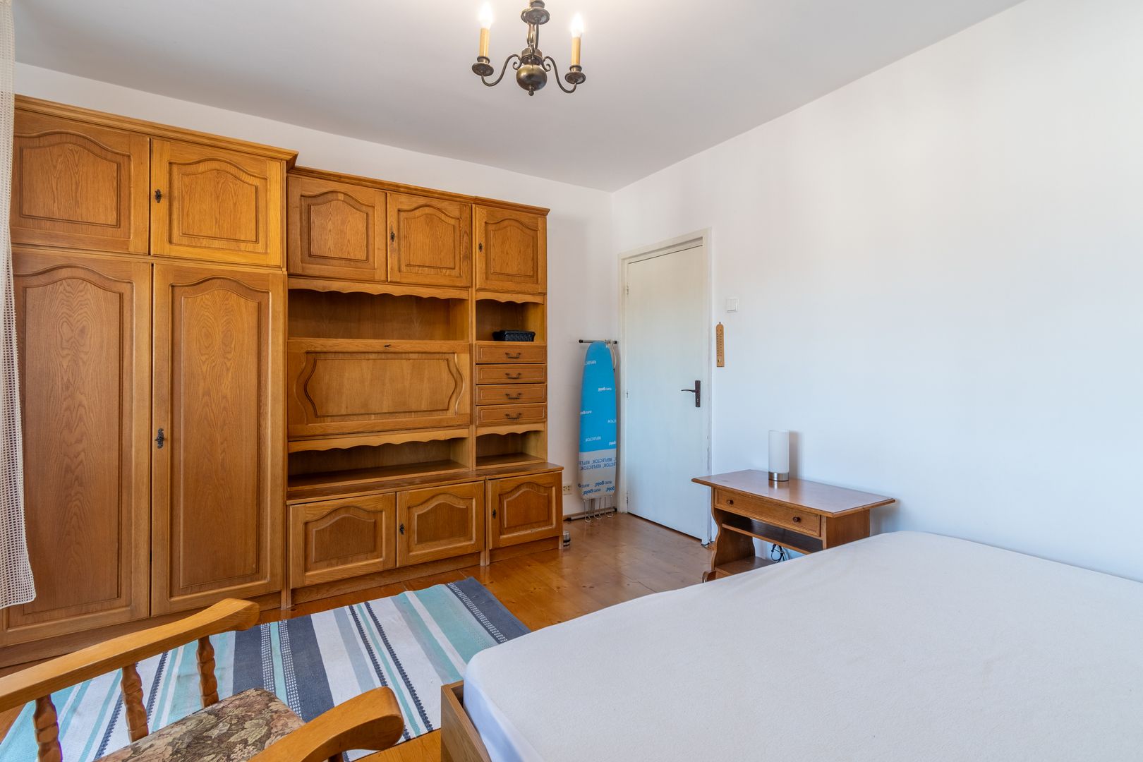 Apartament cu 2 camere decomandat de inchiriat Str.Bucuresti, 60mp - Poză 4