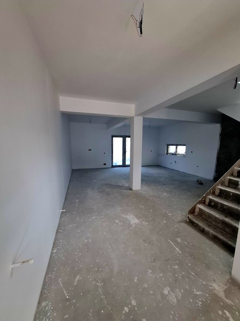 BUFTEA - Vila 5 camere - Poză 14