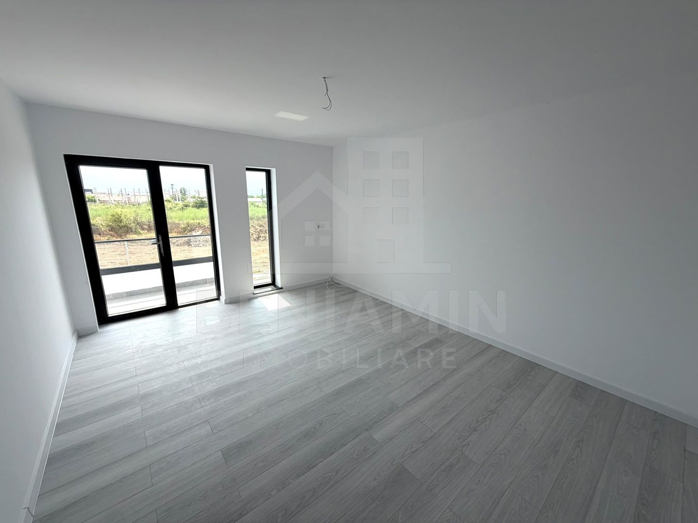 Casa moderna - 4 dormitoare - 2026 - toate utilitatile - Ford - Poză 9