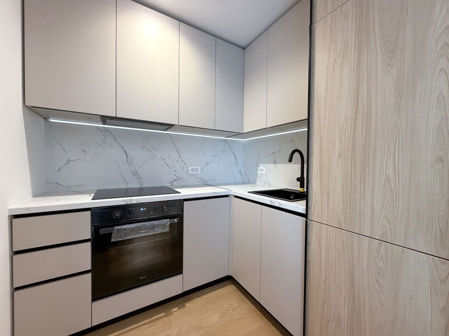 Studio dublu One Lake Club mobilat si utilat - Poză 7