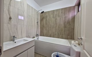 Apartament *4 camere *110mp* // Parcare - Poză 11