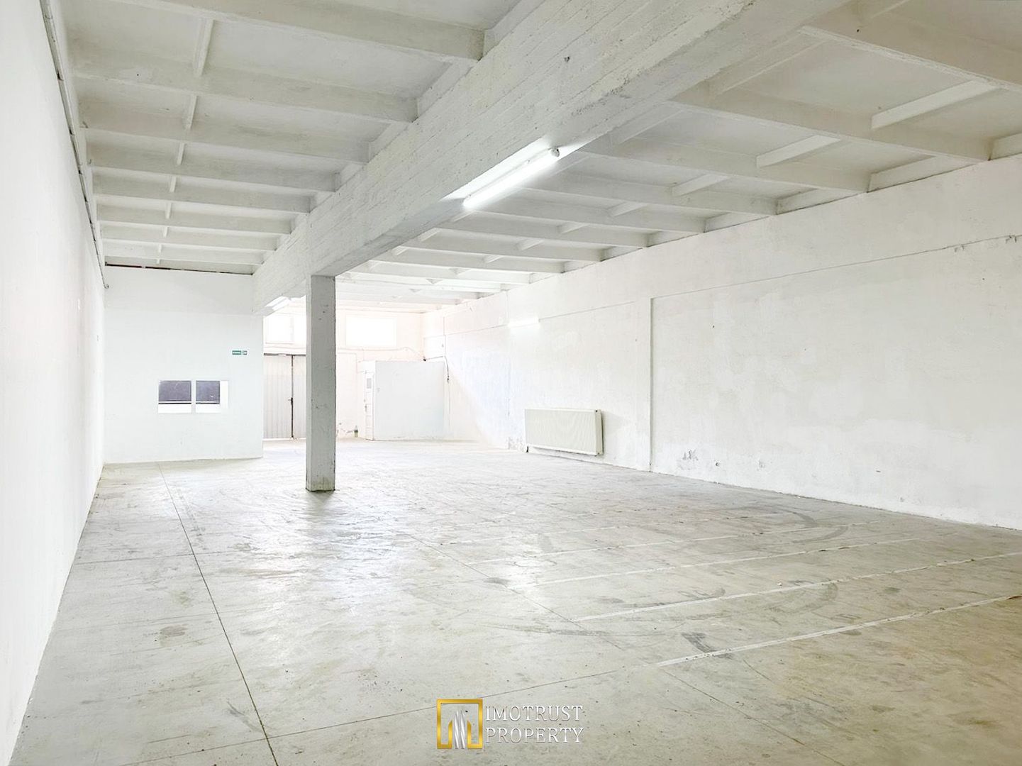 Hală industrială de închiriat în Arad, zona UTA- 200 mp - Poză 2