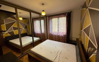 3 camere I Etaj 3 I Piata Romana I 1960 - Poză 3