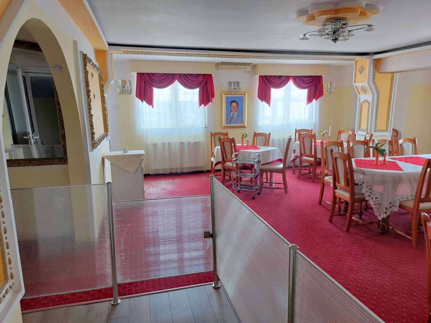 Pensiune de vânzare  – Galați | Bariera Traian | 14 camere - Poză 5