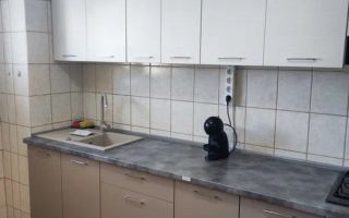 Apartament 3 camere de închiriat Apărătorii Patriei, ideal birou sau locuință - Poză 1