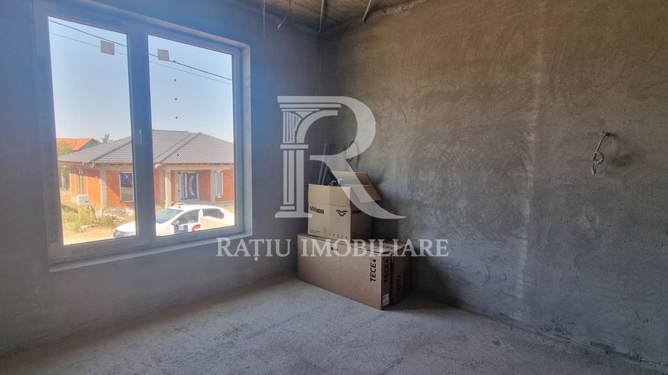 Casa cu 5 camere | Semifinisata | Vedere Panoramica | Paleu | Bihor - Poză 11