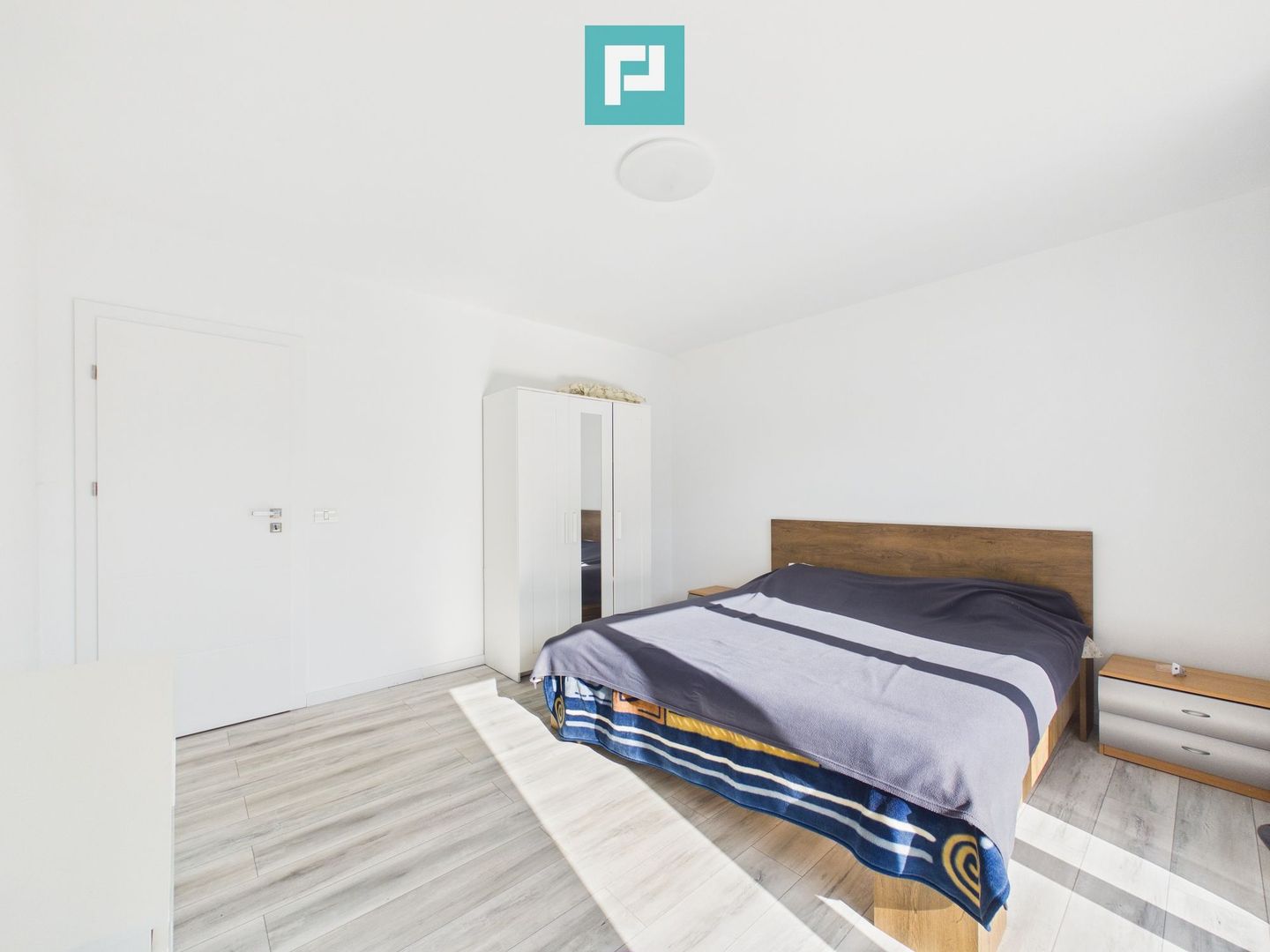 Casă înșiruită în Via Carmina- Vladmirescu - Poză 5