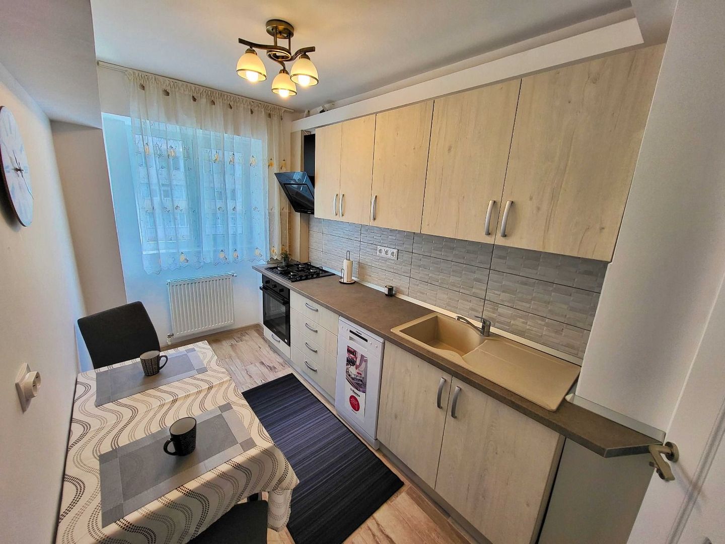 De inchiriat apartament cu 2 camera, Mazepa, BR-uri, etaj 6/10, 450 euro - Poză 9