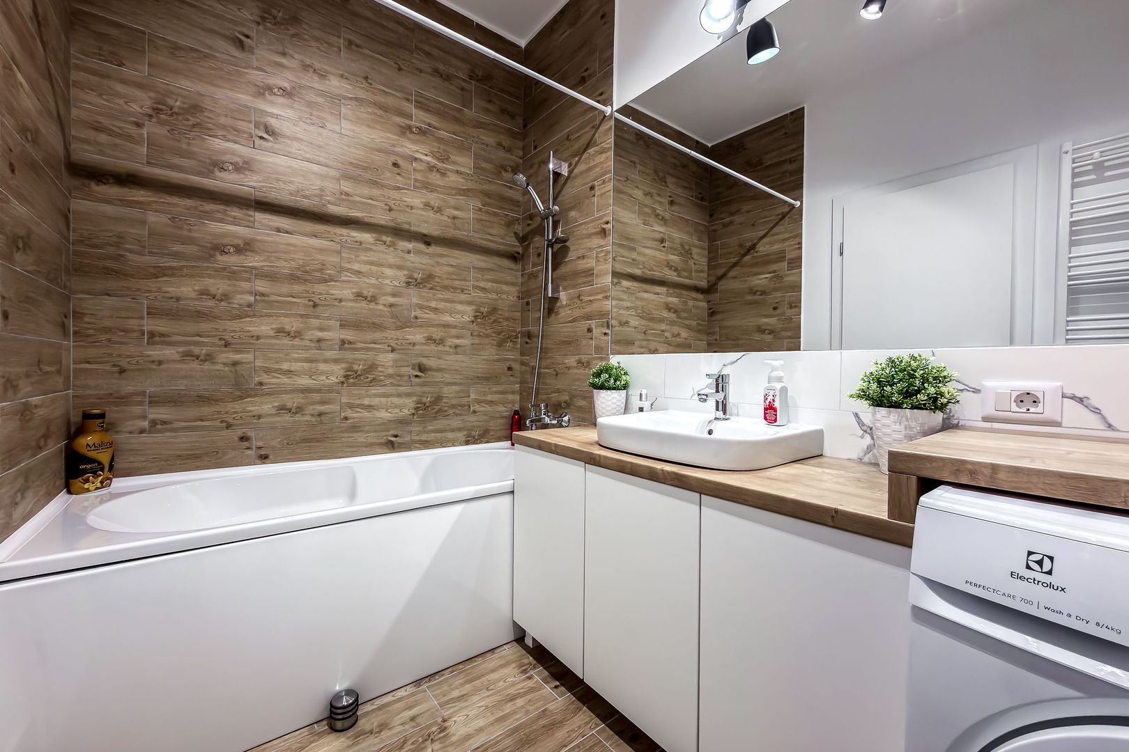 Apartament complet mobilat și utilat în ARED CITY, disponibil imediat - Poză 9