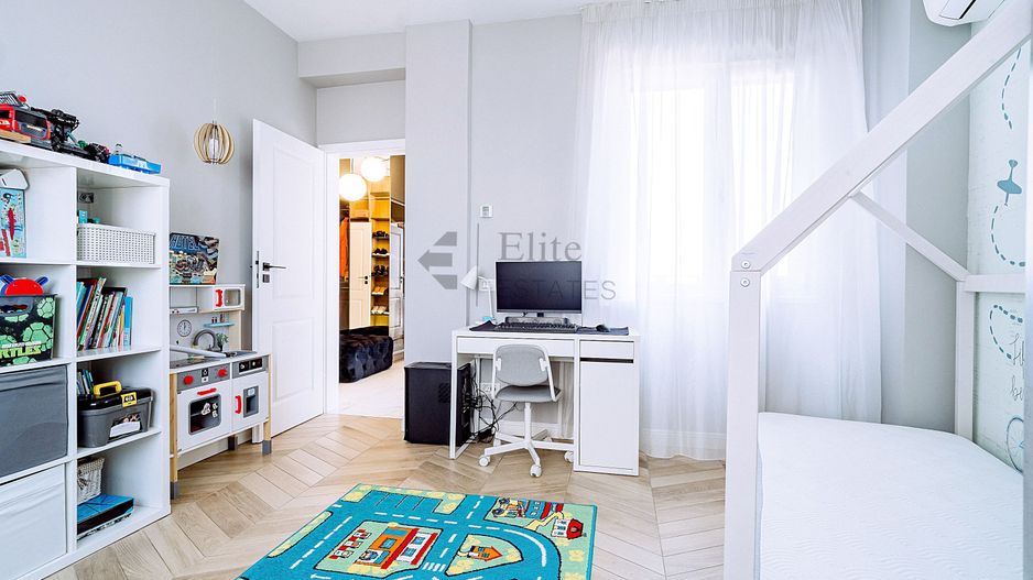 Penthouse de lux 530 mp ultracentral in Oradea - Poză 36