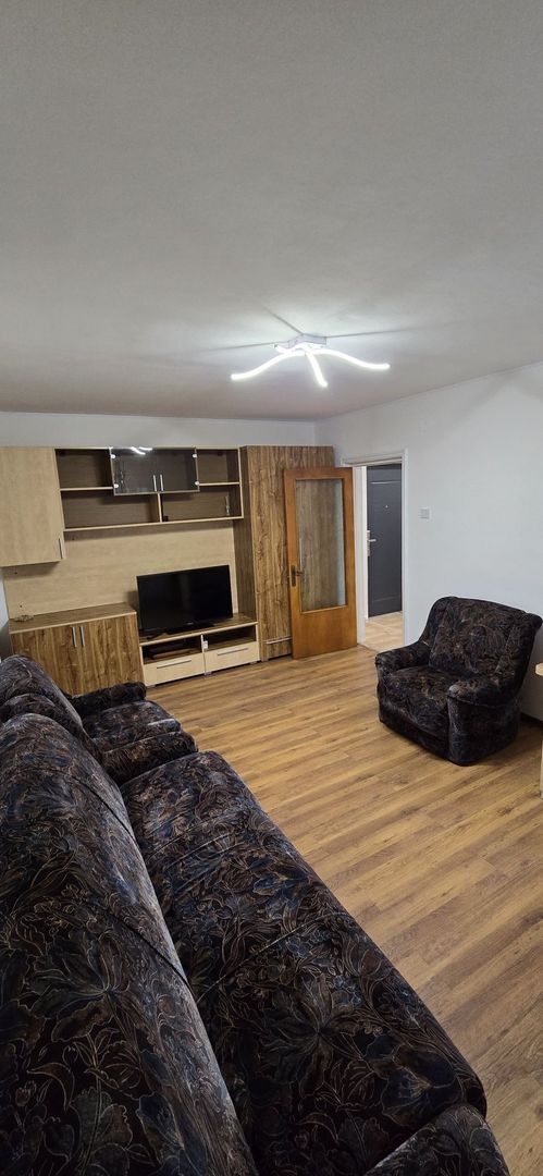 DE INCHIRIAT apartament cu 2 camere Alexandru Obregia stradal - Poză 1