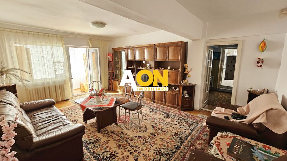 Apartament 3 camere, mobilat, utilat, 79 mp utili,  etaj 1, Centru - Poză 1