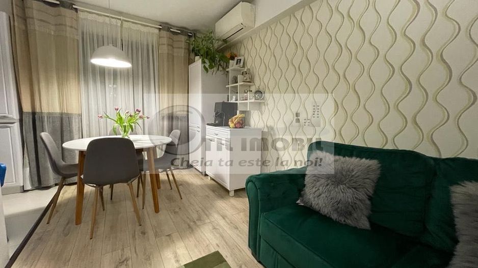 Apartament 3 camere Sadoveanu Copou 180 000 euro - Poză 2