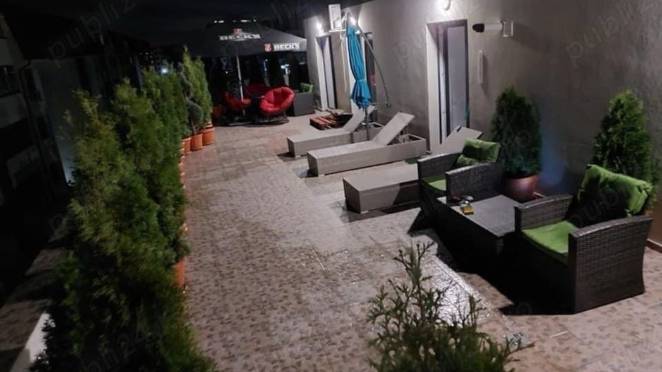 De vanzare Penthouse 3 camere Terasa 120mp, Sector 4, Berceni - Poză 1