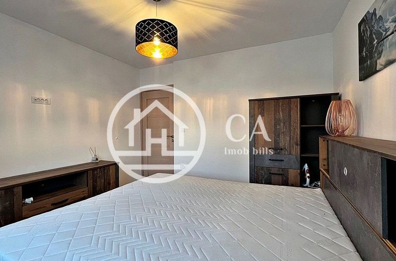 Apartament de închiriat cu 3 camere in zona Rogerius, Oradea - Poză 3