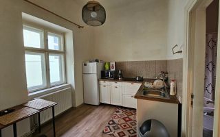 Apartament 2 camere 100 mp utili pivnita si pod zona Centrală-Lazaret - Poză 4