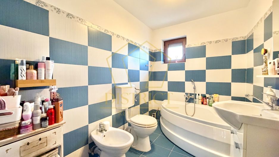 Duplex cu 4 camere si 2 bai complet mobilat si utilat in Giroc langa Zone 2. - Poză 20