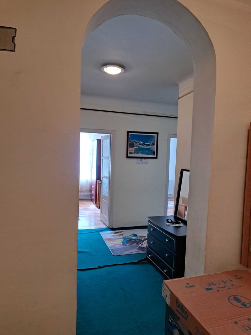 Apartament cu  2 camere, langa Caminele studentesti - Poză 2