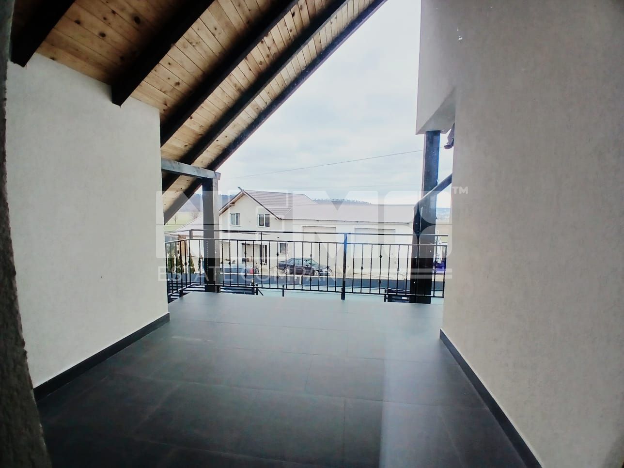 Casă Tip Oglinda I Mitocul Dragomirnei I Suceava I PREȚ: 175.000 € - Poză 12