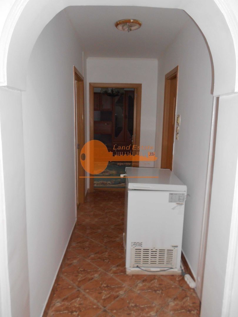 Apartament cu 2 camere la 6 minute de Metrou Gorjului - Poză 3