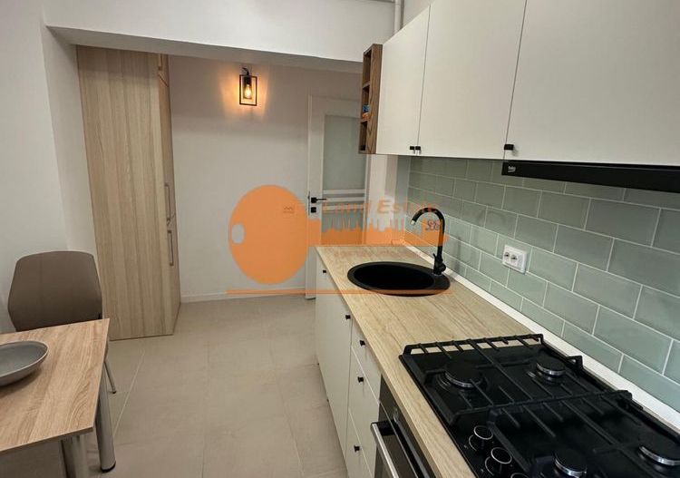 Apartament 2 camere – Piața Victoriei – Prima închiriere după renovare - Poză 4