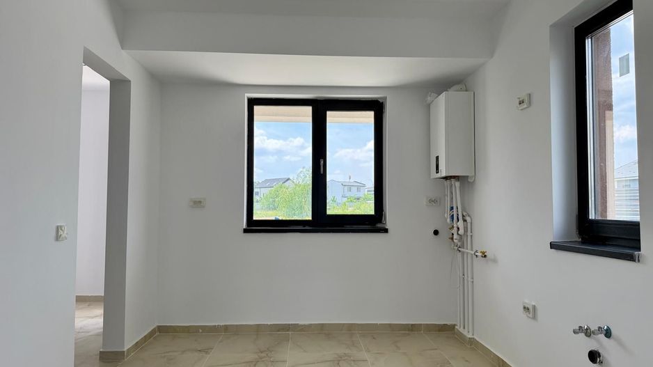 Vilă duplex modernă P+1 cu curte proprie | Otopeni | comision 0% - Poză 11