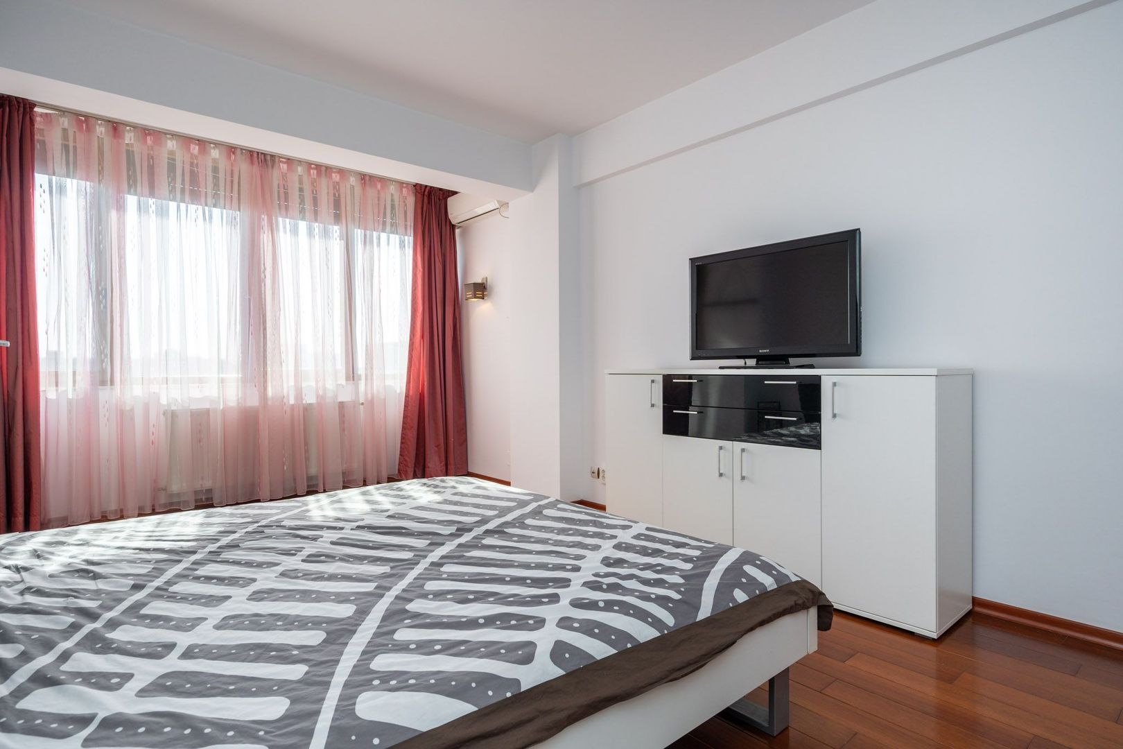 COMISION 0% - Apt 2 camere 85mp utili, etaj 8/11, finisaje superioare, bloc 2008 - Poză 10