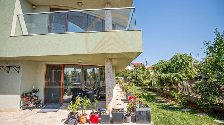 Mamaia Sat - Vila moderna, dotari premium, curte mare, vedere la lac! - Poză 51