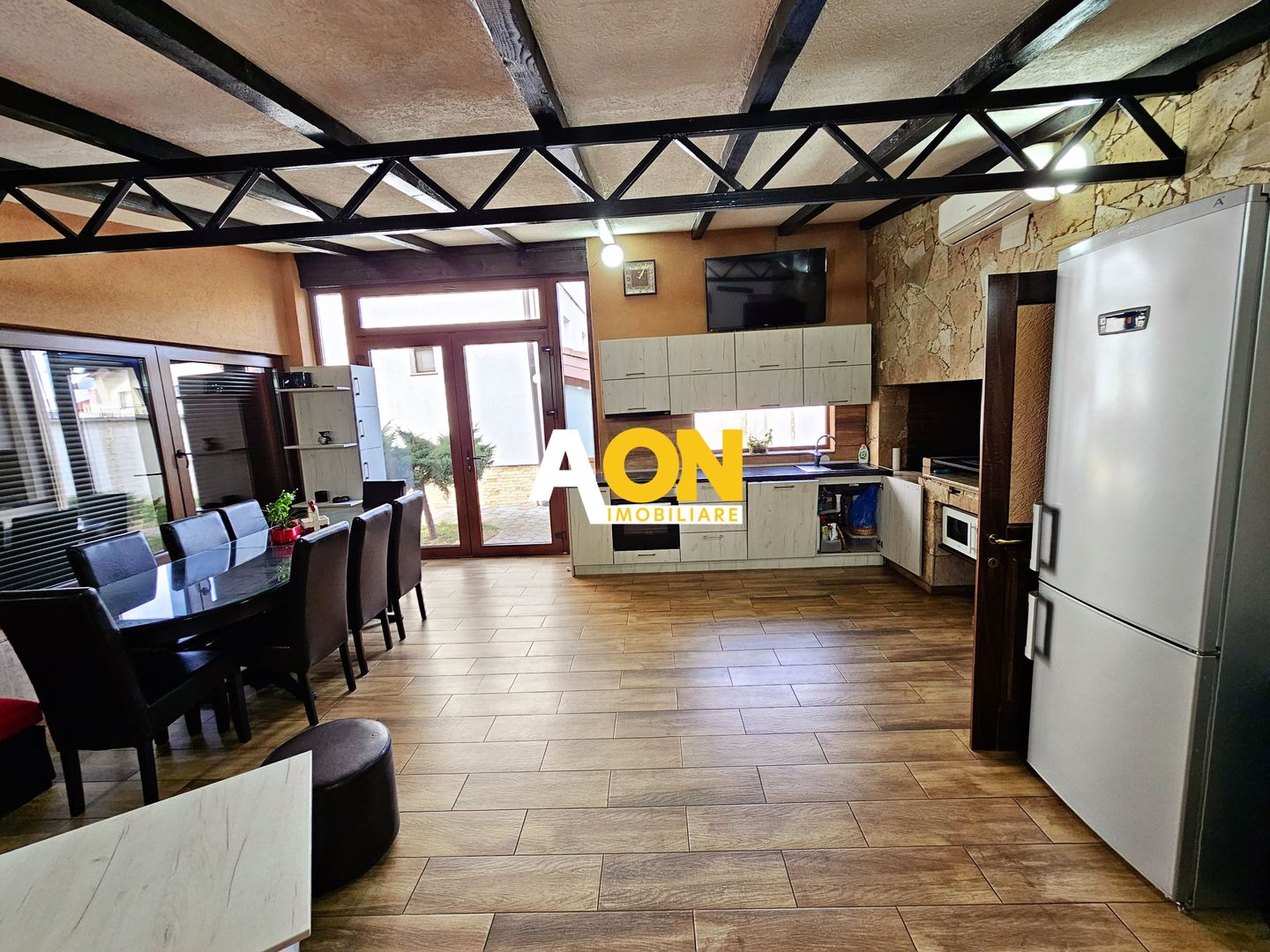Casa 5 camere, 870 mp teren, mobilata, utilata, zona Cetate - Poză 19