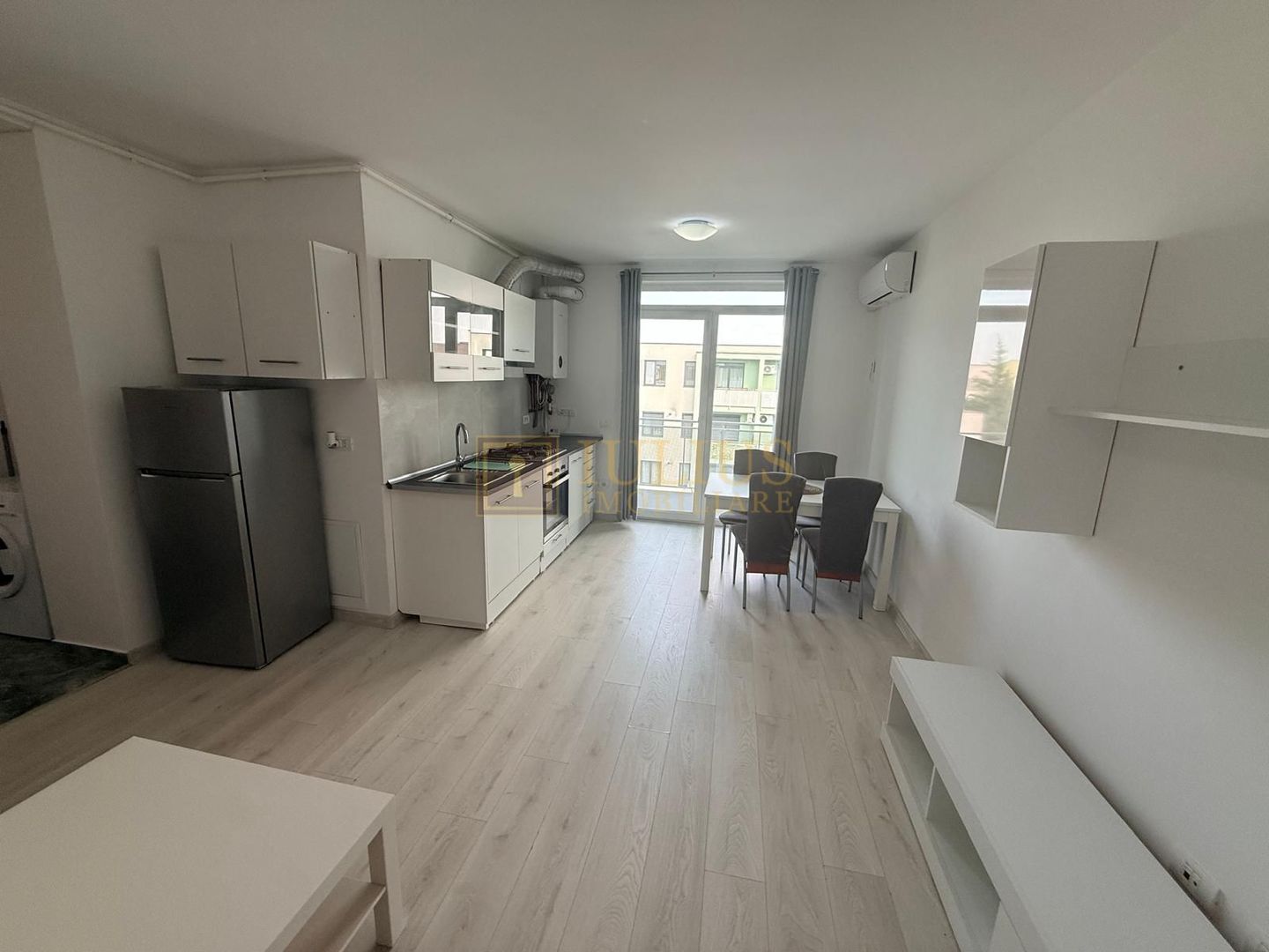 2 camere, Dumbravita, loc de parcare, apartament superb - Poză 9