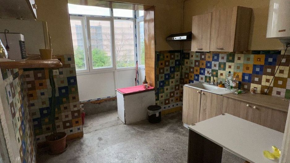 Apartament 2 cam decomandat, 56 mp + boxă, Sector 1 – renovare completă - Poză 3