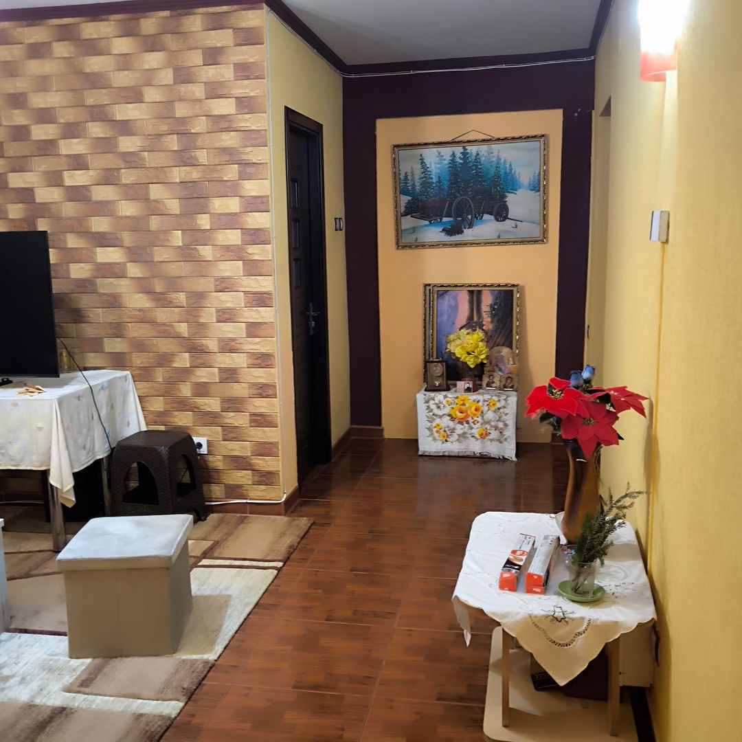 apartament 3 camere zona Dunarea, parter, cu terasa - Poză 8