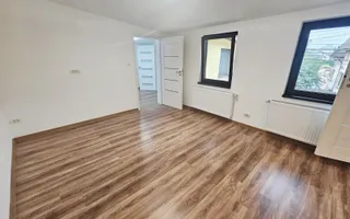 Spațiu de birouri de închiriat, 6 camere – Central, Ploiești - Poză 53