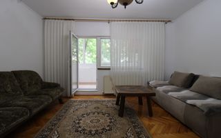 Apartament spatios, 3 camere, 2 bai, ideal pentru studenti - Poză 3