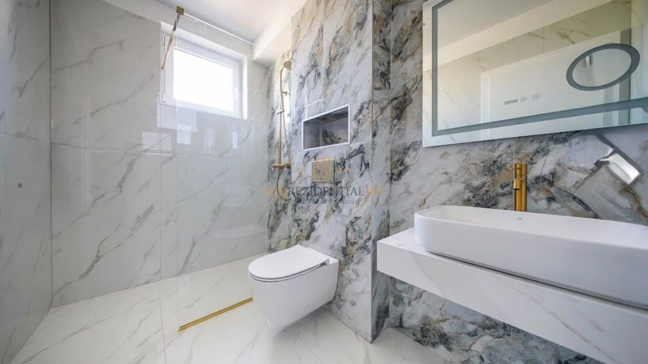 Vila tip duplex, 4 camere, ansamblu cu piscina si acces securizat - Poză 3