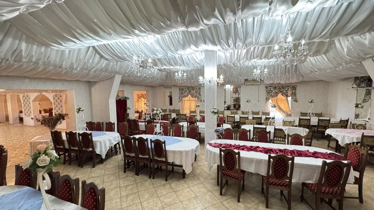 Spații de Inchiriat - Proprietate cu funcțiuni mixte – Str. Căplenilor Carei - Poză 4