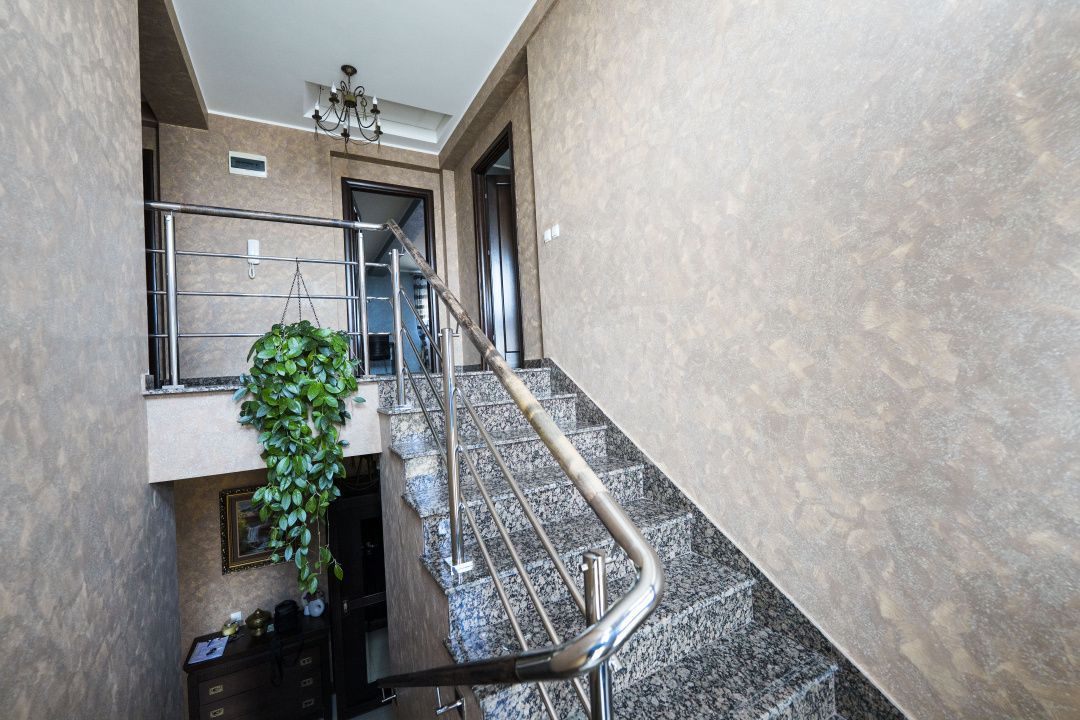 Vila moderna S+P+M, piscina acoperita, sauna, sala fitness-zona Ford/Cassia Park - Poză 26