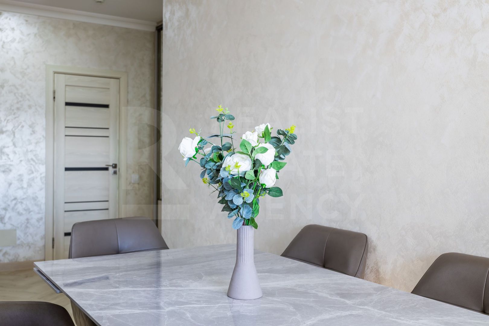 Vânzare, apartament, 2 camere, str. Florilor, sectorul Rîșcani - Poză 4