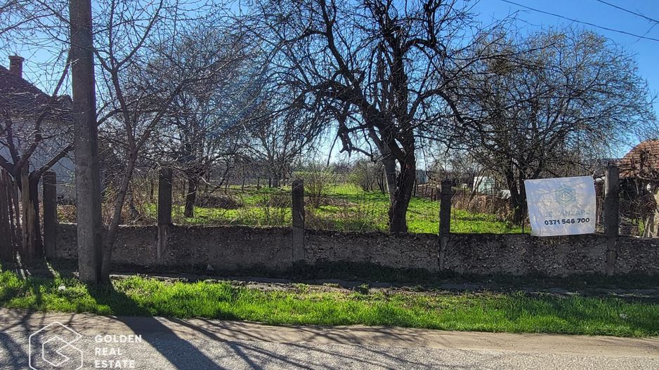 Teren intravilan, 1675 mp, Lipova - Poză 2