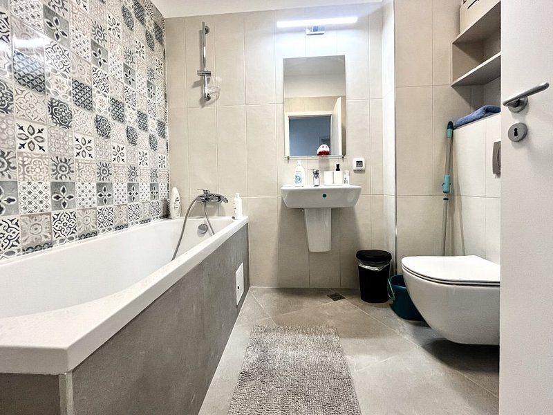 Apartament cu 3 camere, elegant, cu un view spectaculos, Central- City of Mara - Poză 14