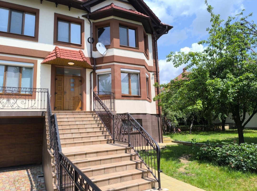 Chirie, casă, 2 nivele, 5 camere, strada  Anton Ablov, Telecentru - Poză 2