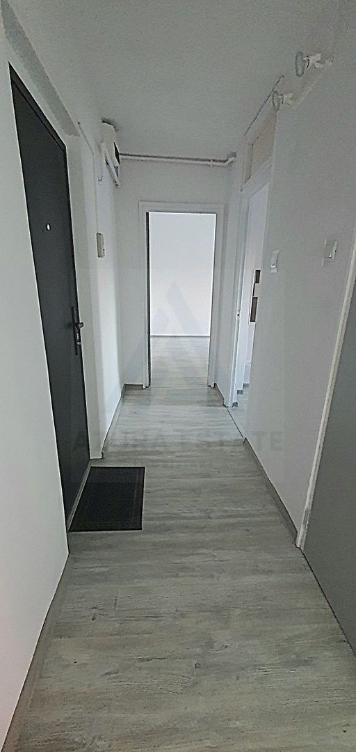 Apartament 2 camere etaj 1 balcon inchis pe Semaforului - Poză 6