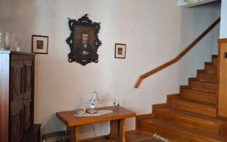 Casa single, in Cisnadie - zona centrala (aproape de Spital) - Poză 3