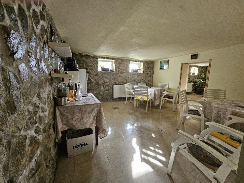 Casa mare, solida, Timisoara, D+P, 5 camere, 2 bai, Zona Lipovei - Poză 17